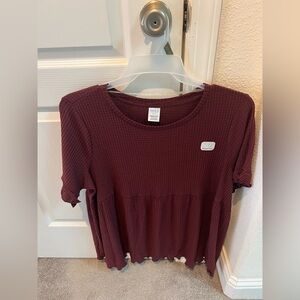 Time and Tru Burgundy Short Sleeve Maternity Top
